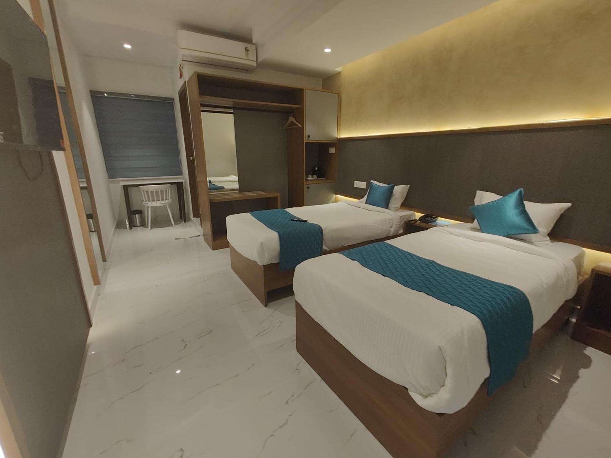 Hotel La Premier Хайдарабад Экстерьер фото
