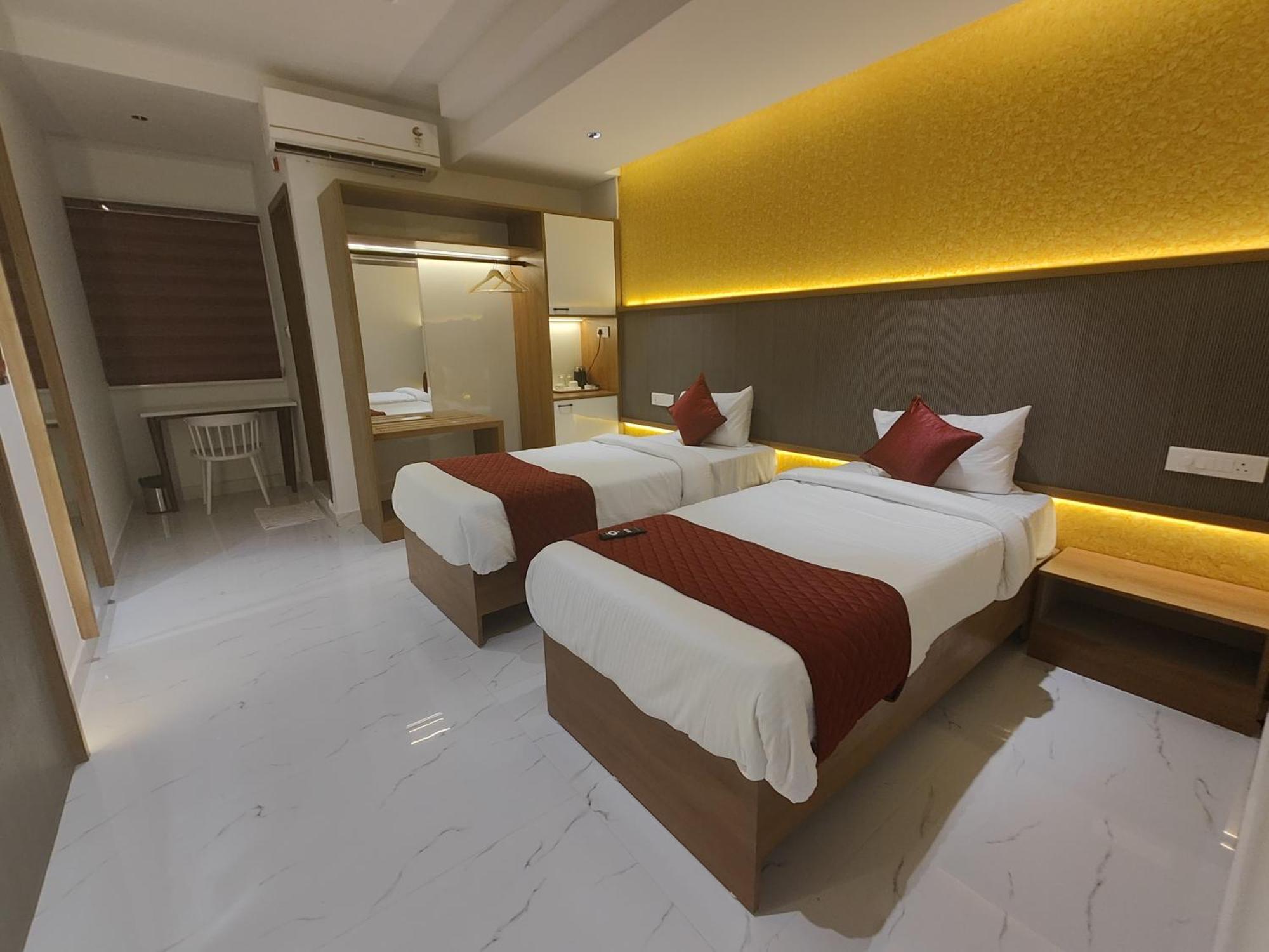 Hotel La Premier Хайдарабад Экстерьер фото